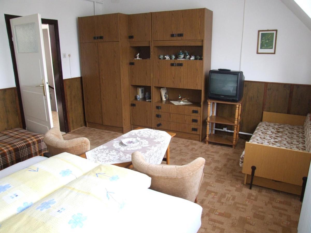 Révész Vendégház Harkány Habitación foto