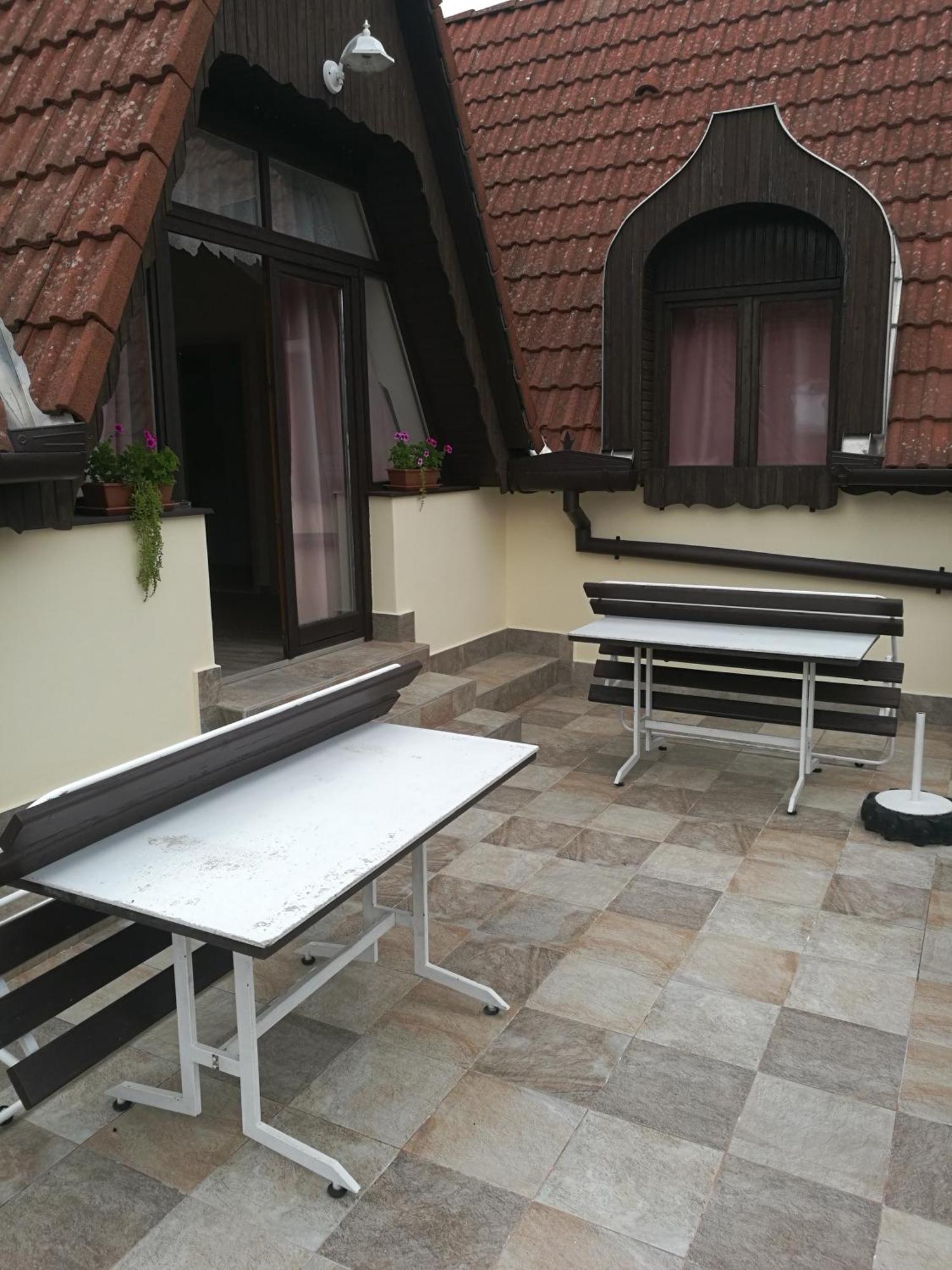 Révész Vendégház Harkány Exterior foto